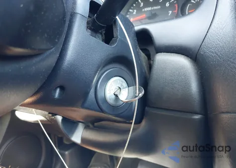 2005 Nissan Sentra 1.8S from USA, damaged, VIN 3N1CB51D55L565573